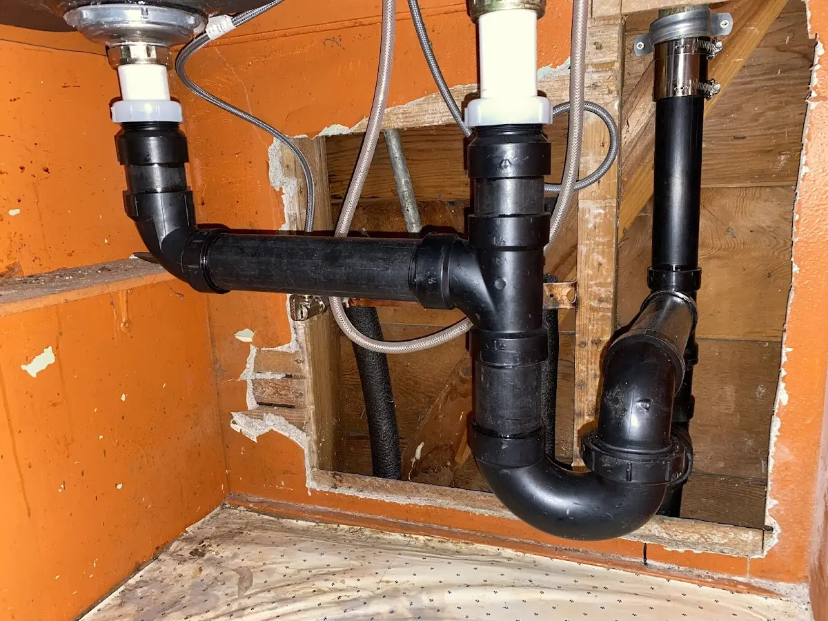 Professional Pipe Bursting equipment and tools on the job in Gateway